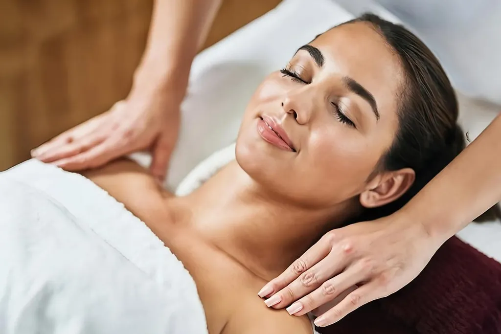 imgi_486_1800x1200_what_is_a_swedish_massage_ref_guide.jpg