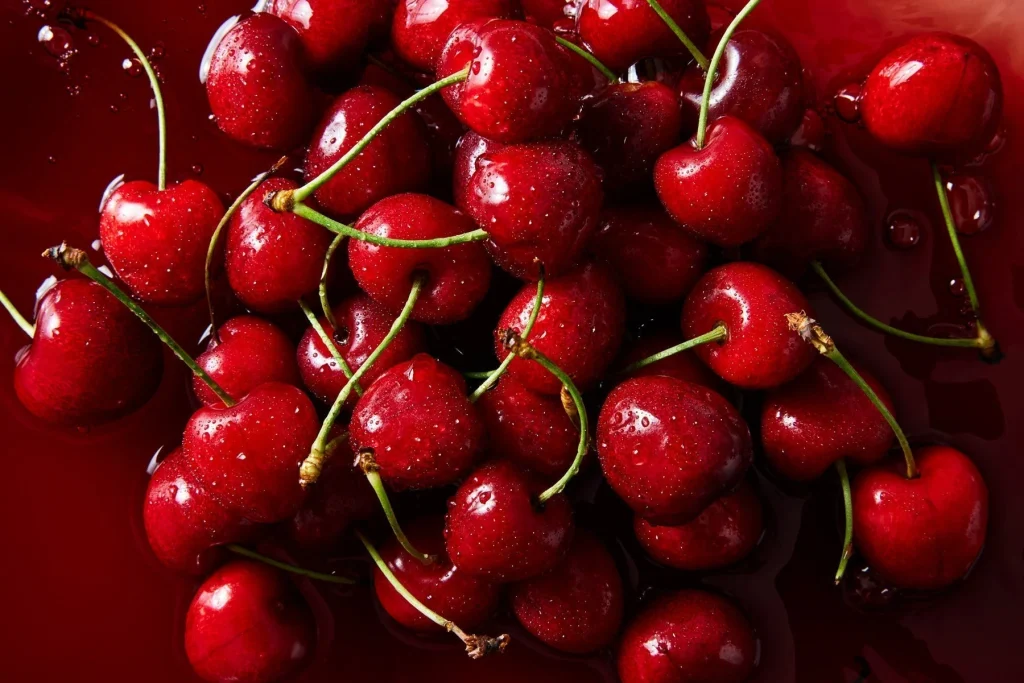 suja-stone-fruit-blog-hero_939284e8-5e96-44f6-80d2-9630380cf358